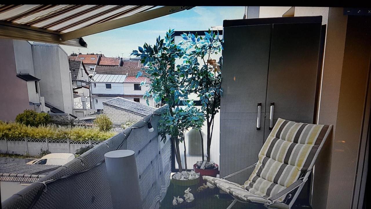 Victoria-T2-41M2-Balcon, Wifi, Linge, Produits, Menage Inclus Apartment Reims Exterior photo