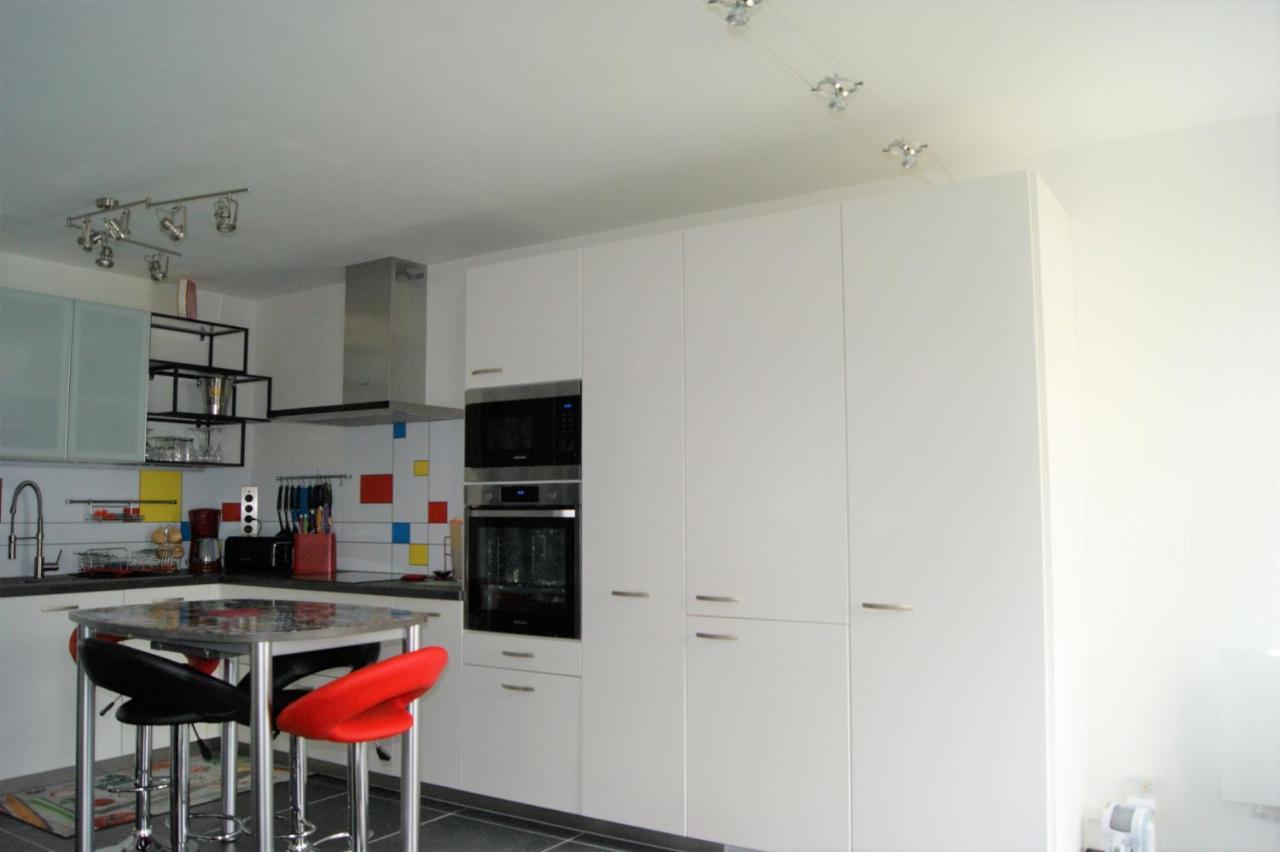 Victoria-T2-41M2-Balcon, Wifi, Linge, Produits, Menage Inclus Apartment Reims Exterior photo