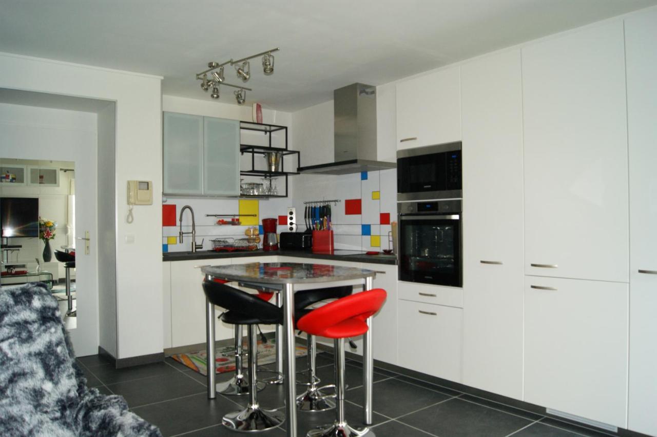 Victoria-T2-41M2-Balcon, Wifi, Linge, Produits, Menage Inclus Apartment Reims Exterior photo