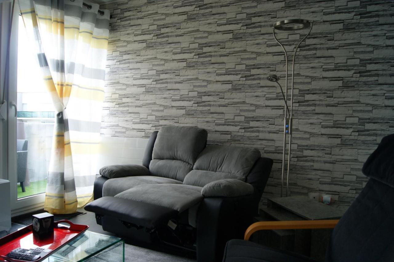 Victoria-T2-41M2-Balcon, Wifi, Linge, Produits, Menage Inclus Apartment Reims Exterior photo